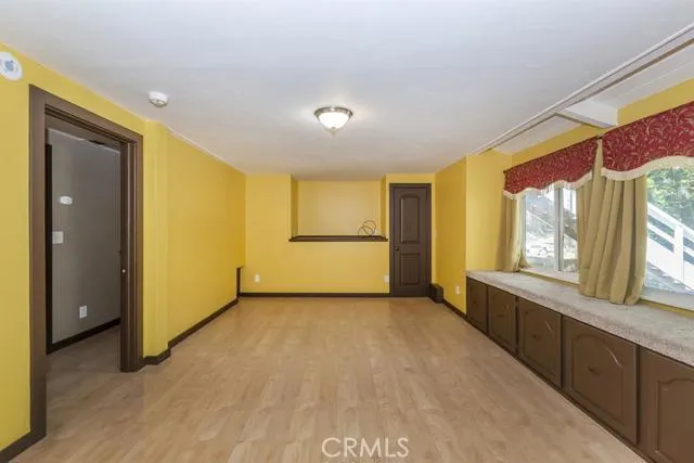 28819 Potomac Drive, Lake Arrowhead, California 92352