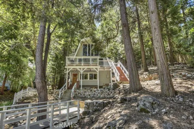 28819 Potomac Drive, Lake Arrowhead, California 92352