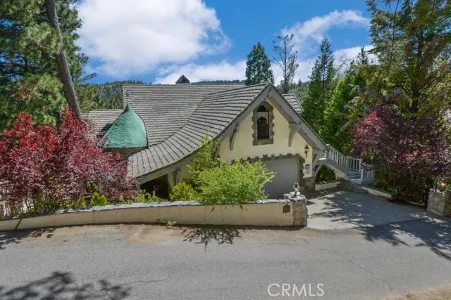 27428 North Bay Road, Lake Arrowhead, California 92352