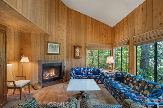 27721 Peninsula Drive 233, Lake Arrowhead, California 92352