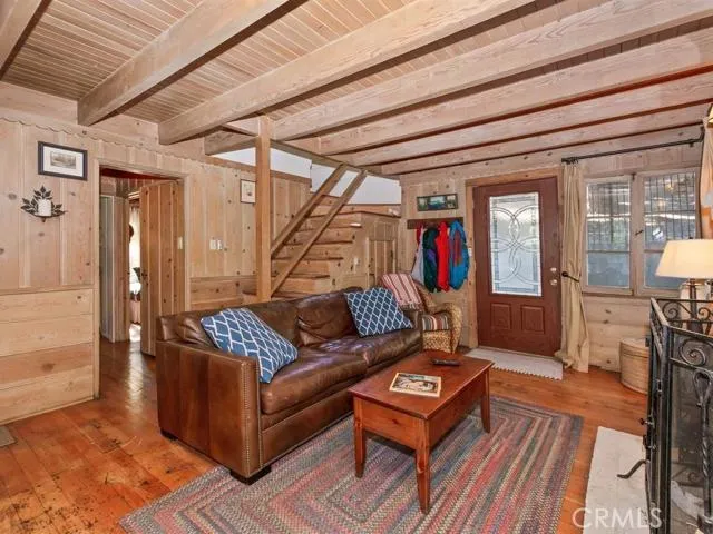 130 B Lane, Lake Arrowhead, California 92352