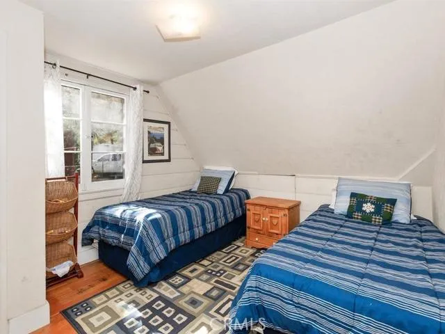 130 B Lane, Lake Arrowhead, California 92352