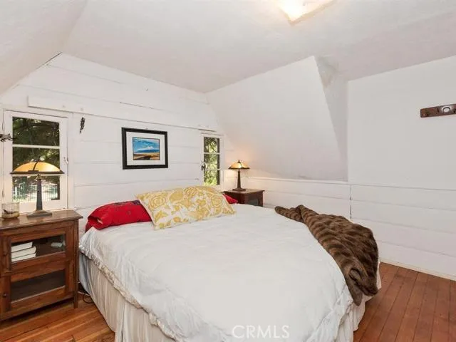 130 B Lane, Lake Arrowhead, California 92352