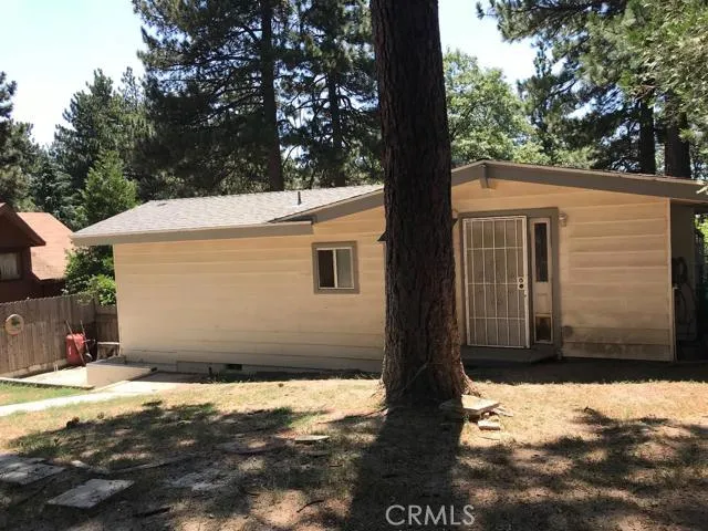 31014 Glen Oak Drive, Running Springs, California 92382