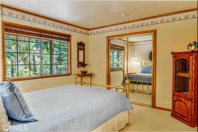 449 Bel Air Drive, Lake Arrowhead, California 92352
