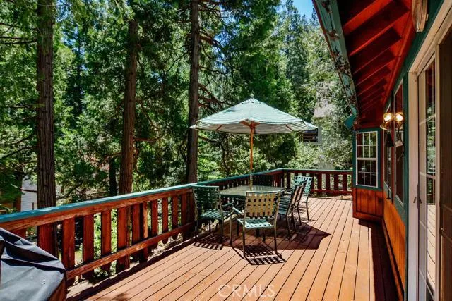 449 Bel Air Drive, Lake Arrowhead, California 92352