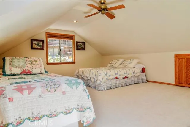 449 Bel Air Drive, Lake Arrowhead, California 92352