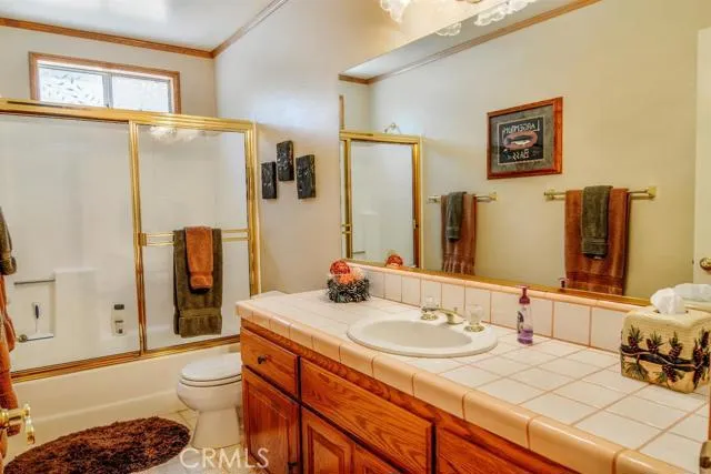 449 Bel Air Drive, Lake Arrowhead, California 92352
