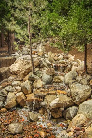 262 Fairway Drive, Lake Arrowhead, California 92352