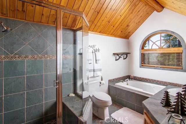 262 Fairway Drive, Lake Arrowhead, California 92352
