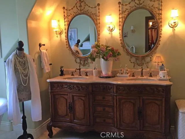 29025 Big Cedar Cove, Lake Arrowhead, California 92352