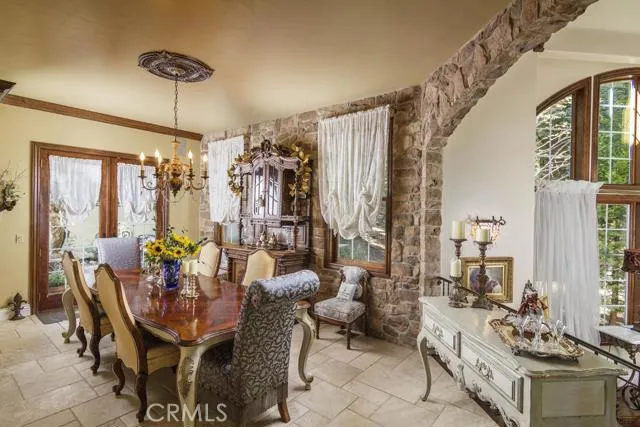 29025 Big Cedar Cove, Lake Arrowhead, California 92352