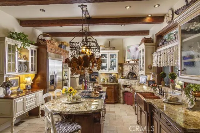 29025 Big Cedar Cove, Lake Arrowhead, California 92352