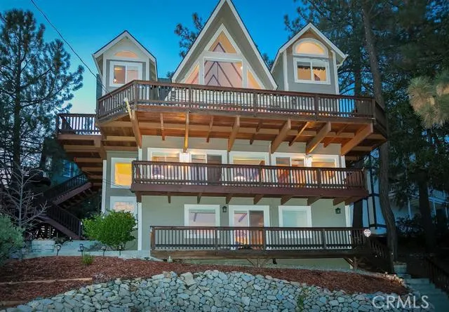 907 Breithorn Drive, Lake Arrowhead, California 92352