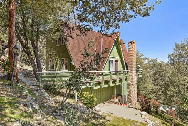 821 Sonoma Drive, Lake Arrowhead, California 92352