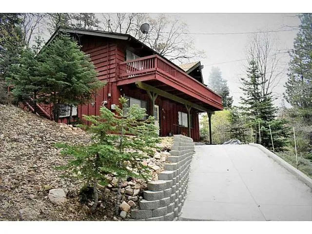 33259 Wild Rose, Green Valley Lake, California 92341