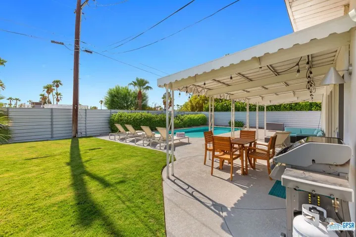 2890 E Wyman Drive, Palm Springs, California 92262