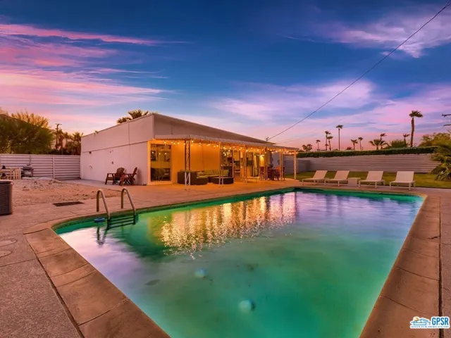 2890 E Wyman Drive, Palm Springs, California 92262