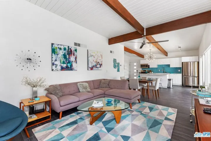 2890 E Wyman Drive, Palm Springs, California 92262