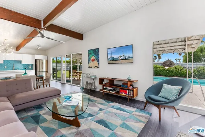 2890 E Wyman Drive, Palm Springs, California 92262