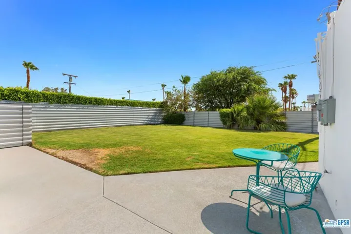 2890 E Wyman Drive, Palm Springs, California 92262