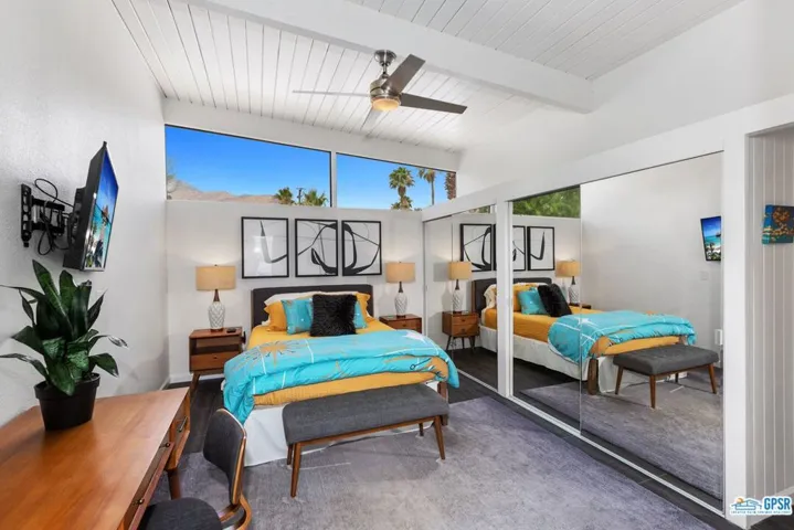 2890 E Wyman Drive, Palm Springs, California 92262