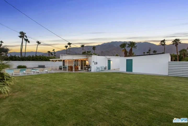 2890 E Wyman Drive, Palm Springs, California 92262