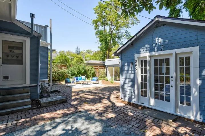 243 Webster Street, Palo Alto, California 94301