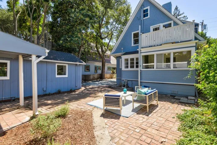243 Webster Street, Palo Alto, California 94301