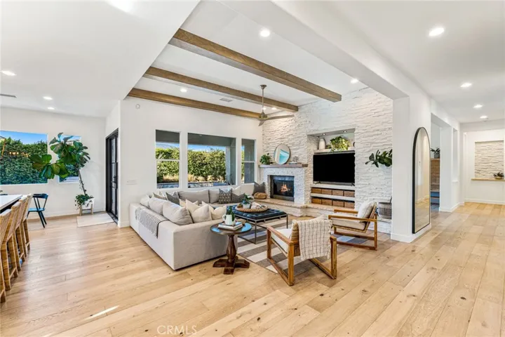 108 Batista Court, Palm Desert, California 92211