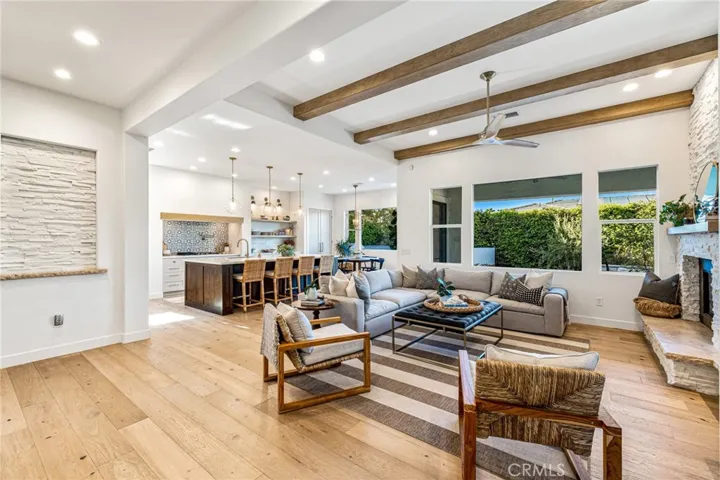 108 Batista Court, Palm Desert, California 92211
