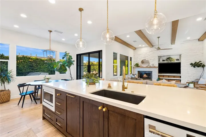 108 Batista Court, Palm Desert, California 92211