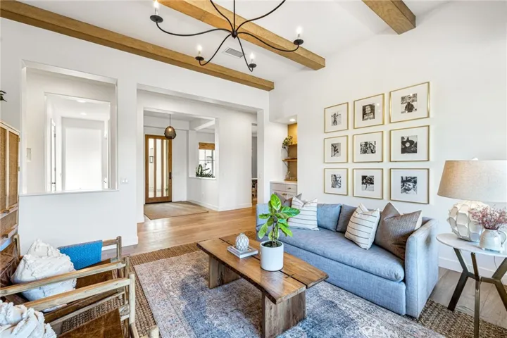108 Batista Court, Palm Desert, California 92211