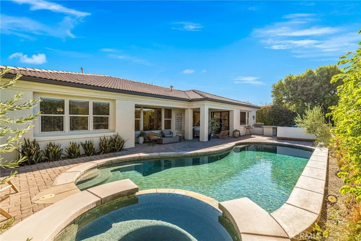 108 Batista Court, Palm Desert, California 92211