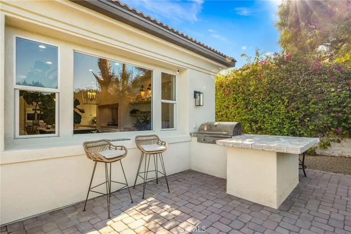 108 Batista Court, Palm Desert, California 92211