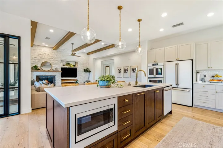 108 Batista Court, Palm Desert, California 92211