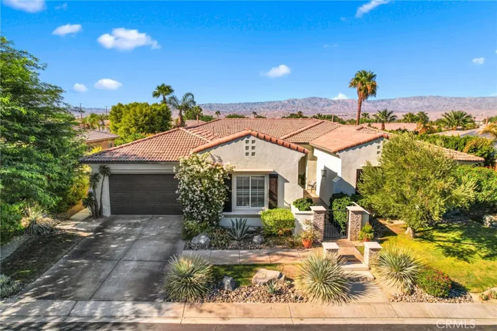 108 Batista Court, Palm Desert, California 92211