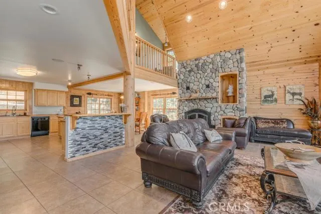 1223 Acadia Drive, Lake Arrowhead, California 92352