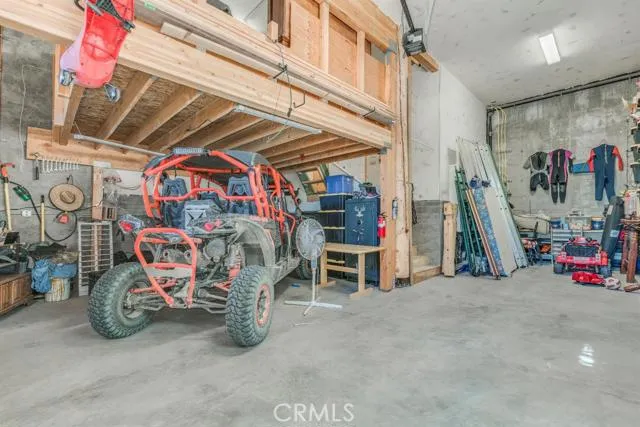 1223 Acadia Drive, Lake Arrowhead, California 92352
