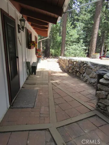 FRONT PATIO AREA