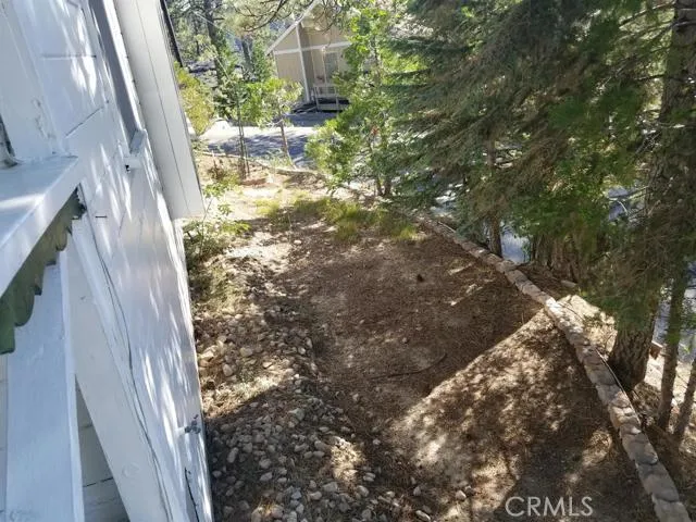 32830 Lone Pine Drive, Running Springs, California 92382