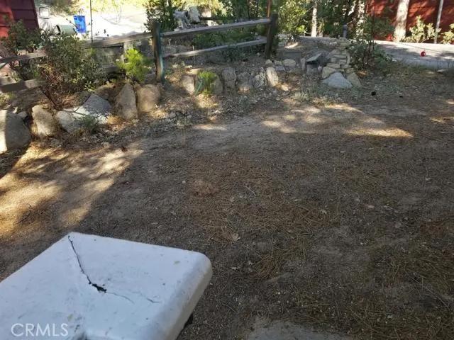 32830 Lone Pine Drive, Running Springs, California 92382