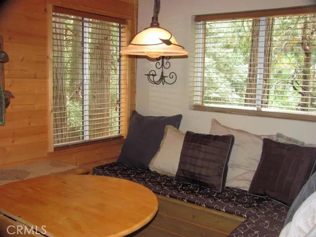 21978 Waters Drive, Crestline, California 92325