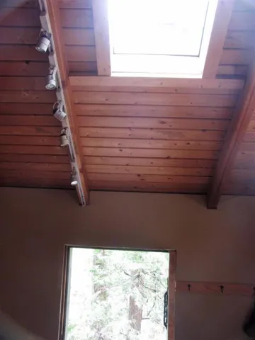21978 Waters Drive, Crestline, California 92325