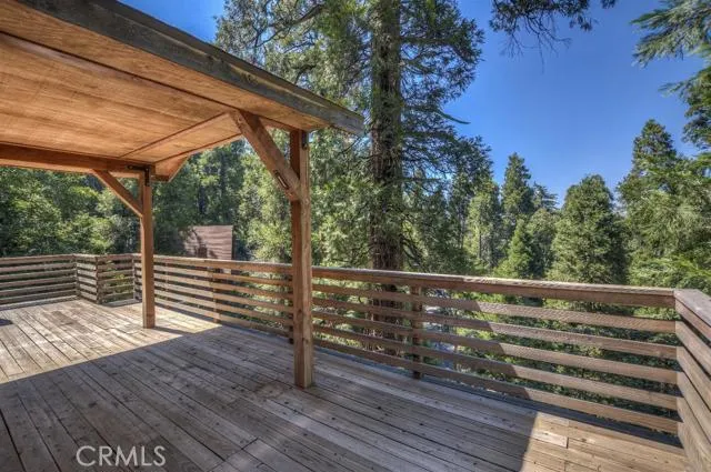 24839 Felsen Drive, Crestline, California 92325