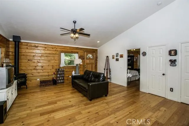 24839 Felsen Drive, Crestline, California 92325
