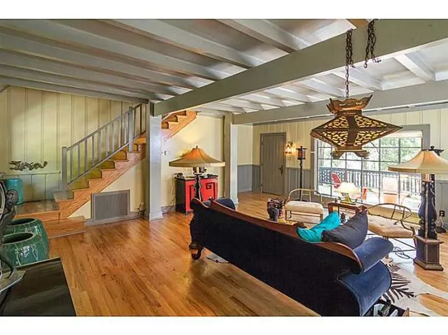 209 John Muir, Lake Arrowhead, California 92352