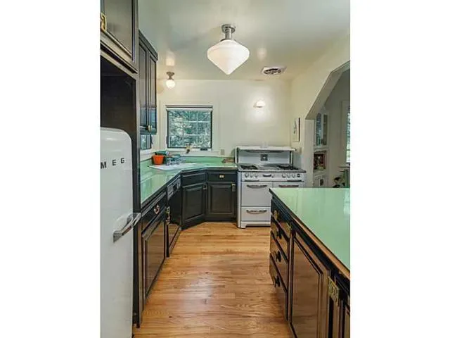 209 John Muir, Lake Arrowhead, California 92352