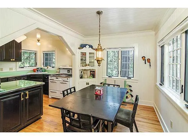 209 John Muir, Lake Arrowhead, California 92352