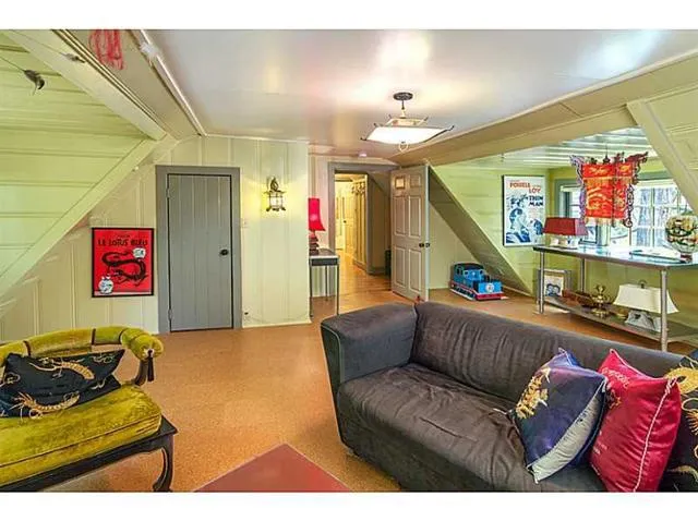 209 John Muir, Lake Arrowhead, California 92352